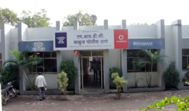 सुनेसमोर अश्लील वर्तन! संतप्त सासऱ्याविरुद्ध पोलिसांत तक्रार